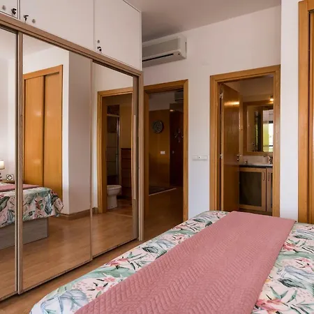 Charming At Marina Park W/ Great Balcony, 2br, Ac * Lagos