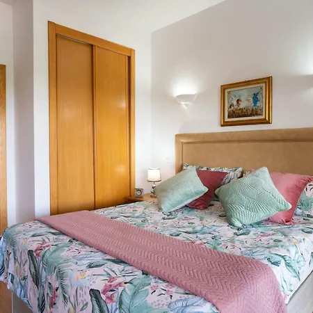 Charming At Marina Park W/ Great Balcony, 2br, Ac Apartamento Lagos